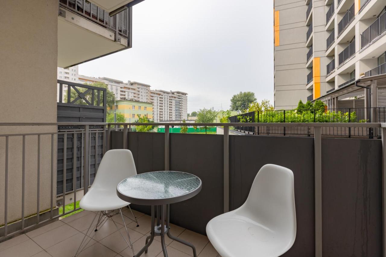 Wawrzyszewska By Renters Apartamento