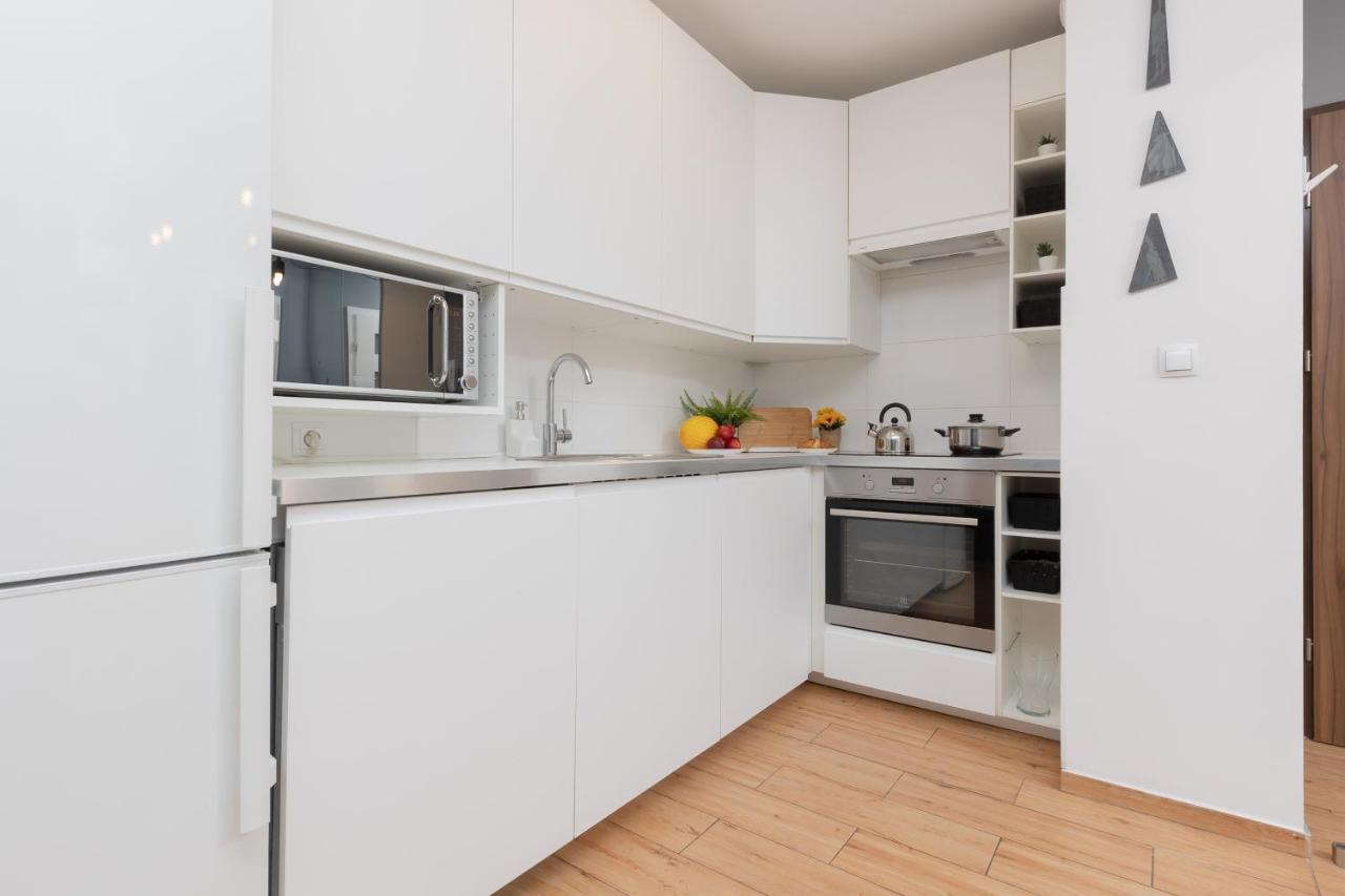 Wawrzyszewska By Renters Apartamento